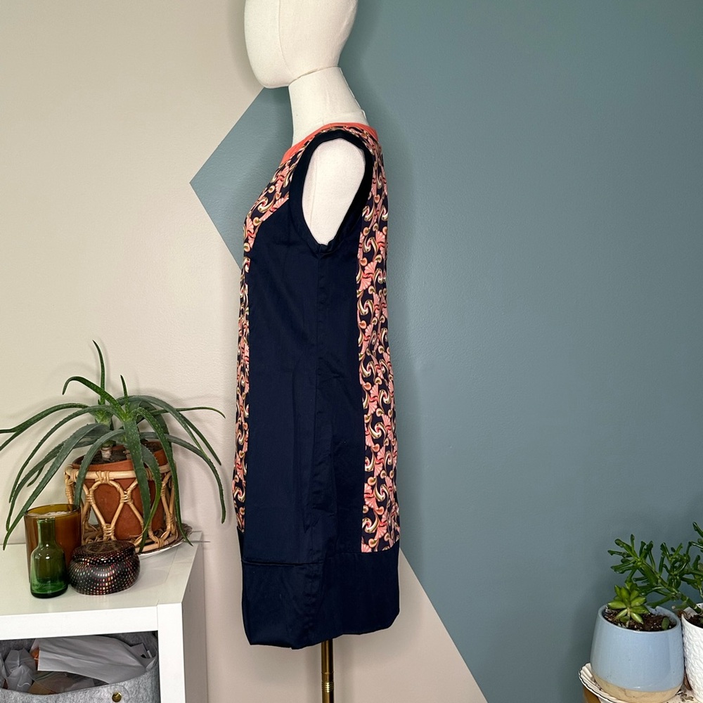 The Webster Miami for Target Mod Shift Dress Pink Navy Retro Swirl Print Size 4 - Picture 3 of 11